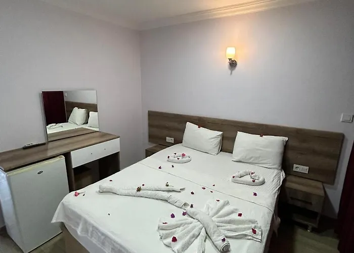 ホテル Mut フェティエ